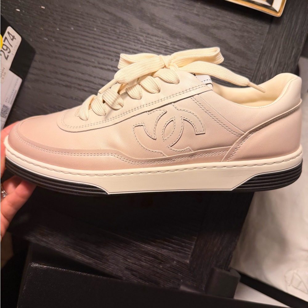CHANEL Beige and white ombré Women's Sneakers